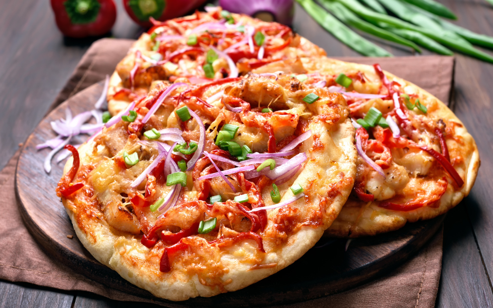 Naan Pizza